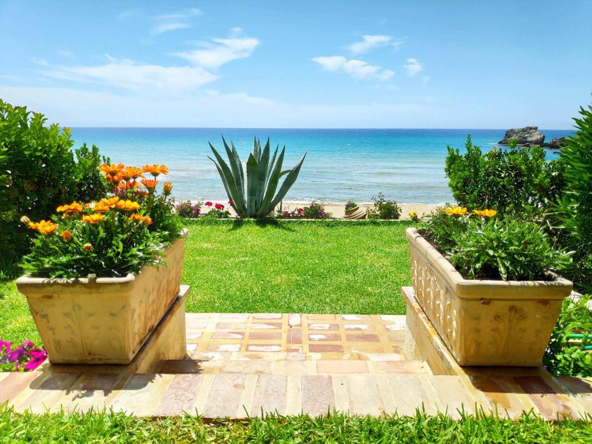 Waves Apartments Melody Glyfada 外观 照片