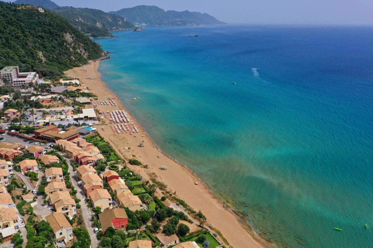 Waves Apartments Melody Glyfada 外观 照片