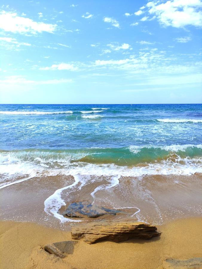Waves Apartments Melody Glyfada 外观 照片
