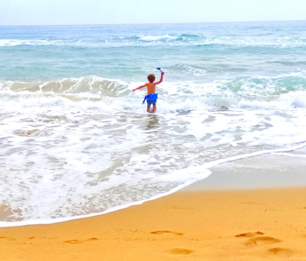 Waves Apartments Melody Glyfada 外观 照片